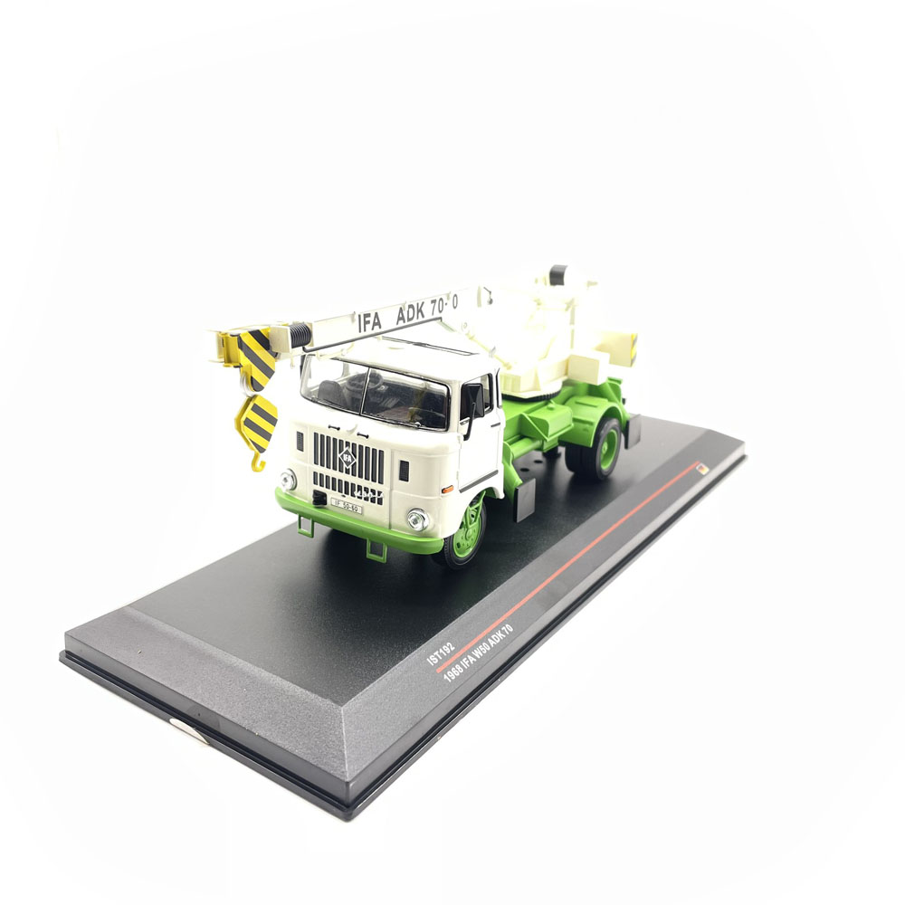 Modèle de camion en résine à l - Vintage Collectible Trucks avis et prix
