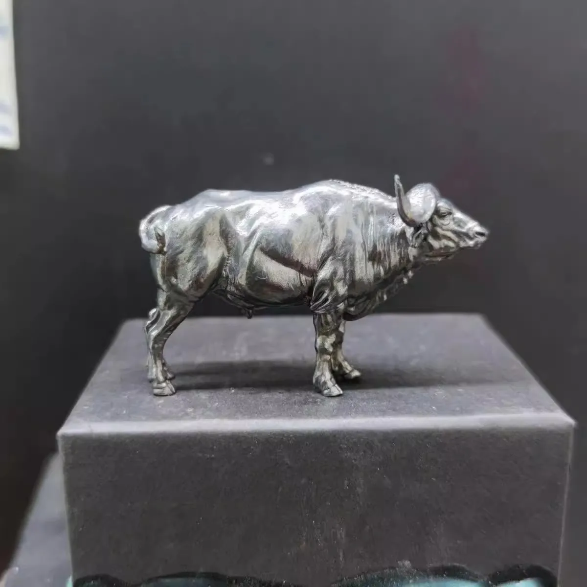 Sculpture de buffle africain e - Vintage Collectible Furniture avis et prix